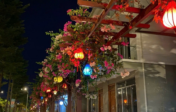 PHỐ HOA 